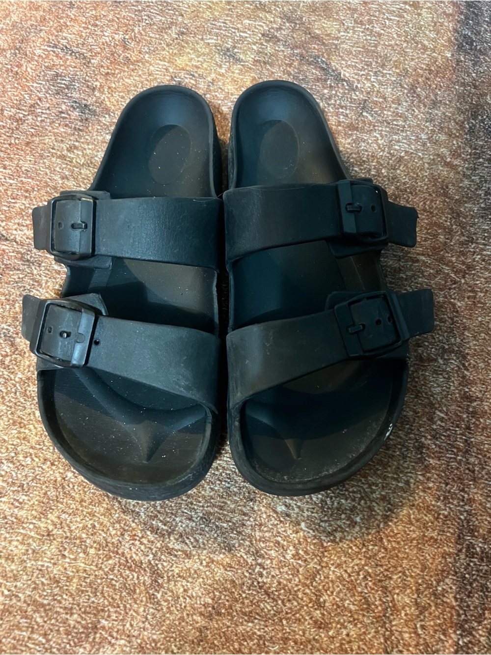 Black rubber birk look alikes